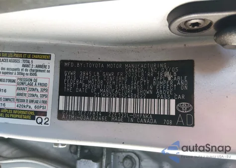 2005 Toyota Matrix Xr from USA, damaged, VIN 2T1KR32E15C469622